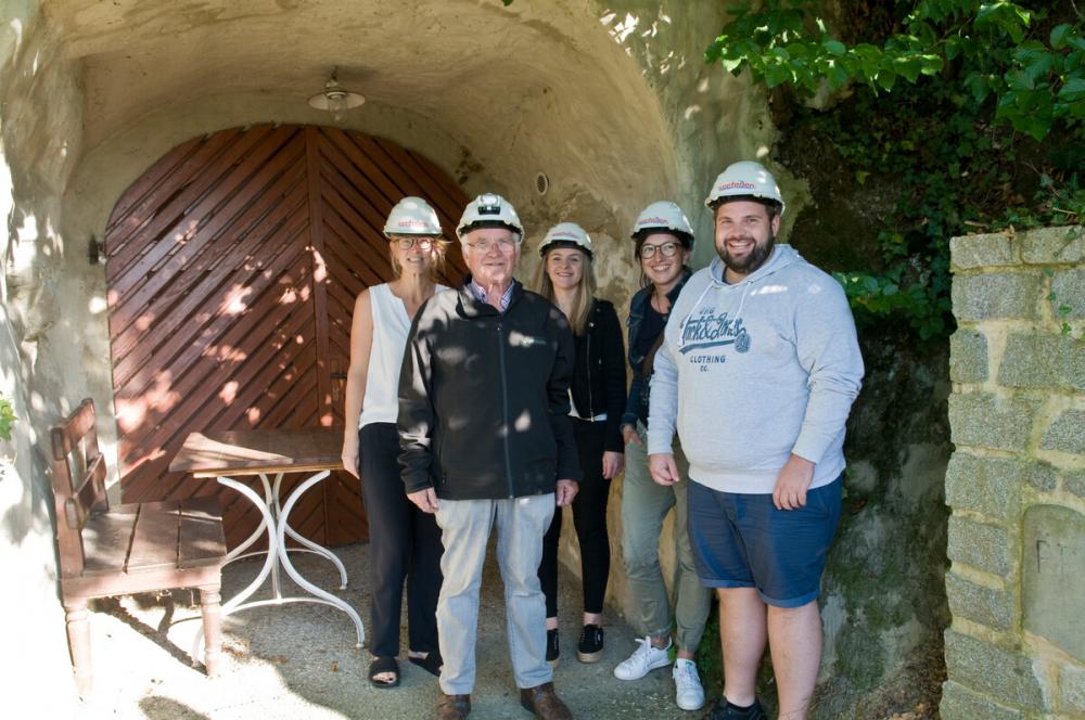 Seeferien Erlebnisbericht: Führung durch den Felsenkeller Unteruhldingen - Hüter vergangener Zeiten